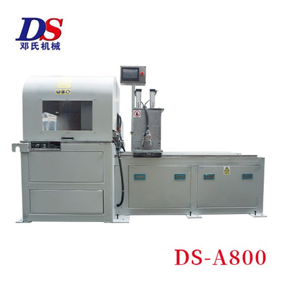 大型進口自動鋸切機 大型進口自動鋸切機