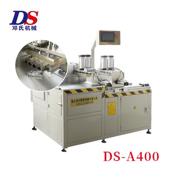 鋁合金角碼機(jī) 鋁合金角碼機(jī)